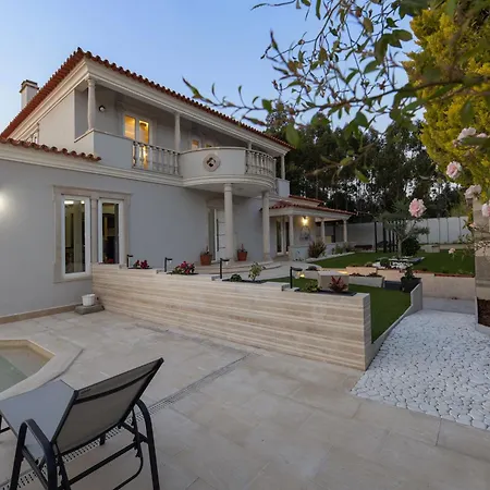 Lagoon & Deluxe 别墅 卡尔达斯达·赖尼亚