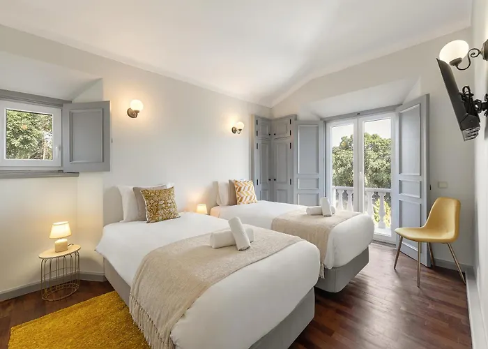 Lagoon & Deluxe Βίλα